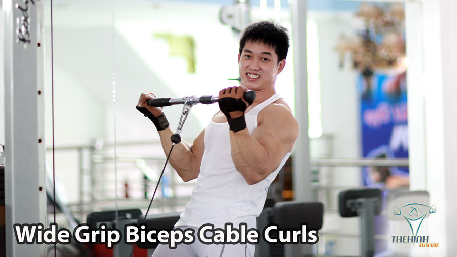 Wide Grip Cable Curl Tập tay trước phía trong cầm tay rộng với cáp