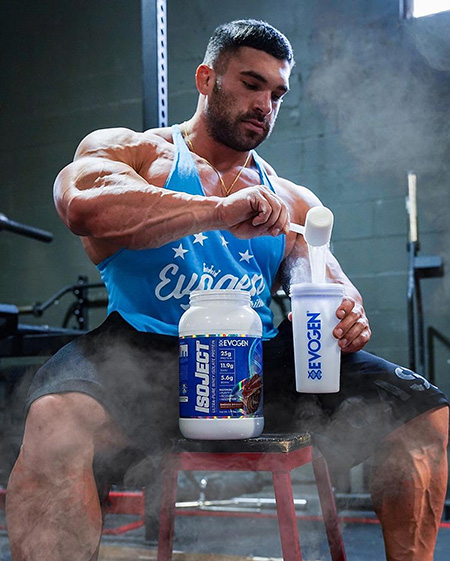 Derek Lunsford pha Isoject phục hồi cơ