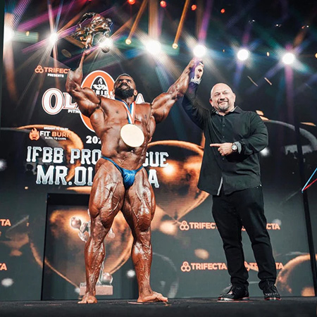 Hany Rambod và học trò cưng Hadi Choopan MR Olympia 2022